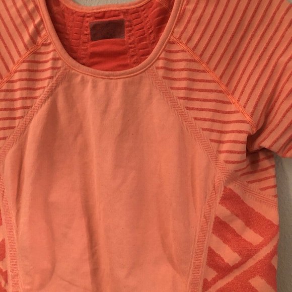 ATHLETA Jet Stripe Fastest Track Tee - Size S - Picture 3 of 6